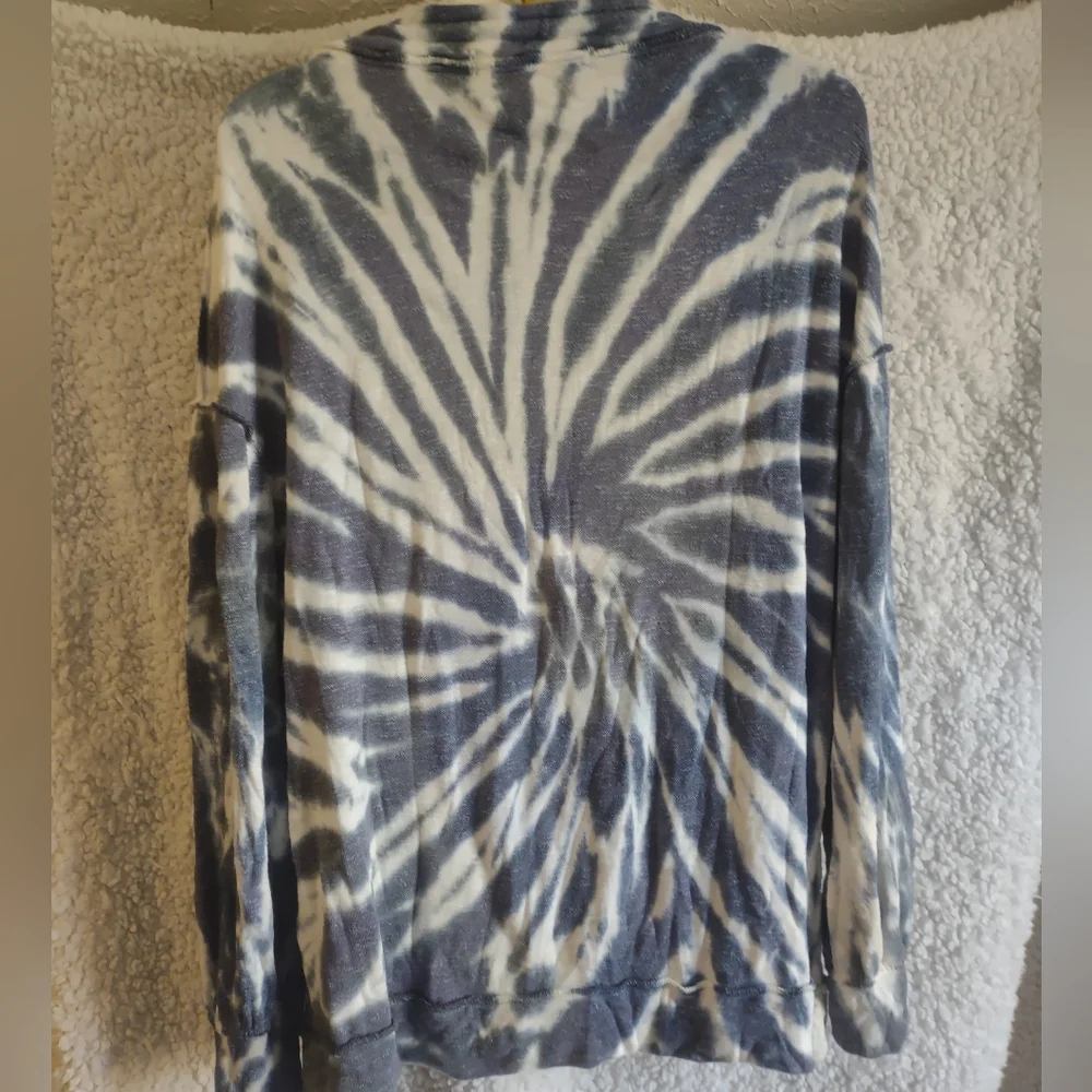 We the Free Oversized Tie Dye Sweatshirt sz XS - Picture 5 of 8
